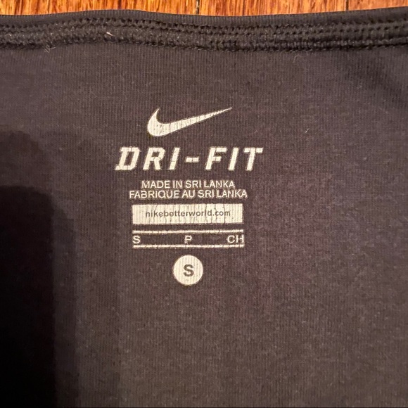 NIKE Dry Fit Crop Leggings - Picture 3 of 3